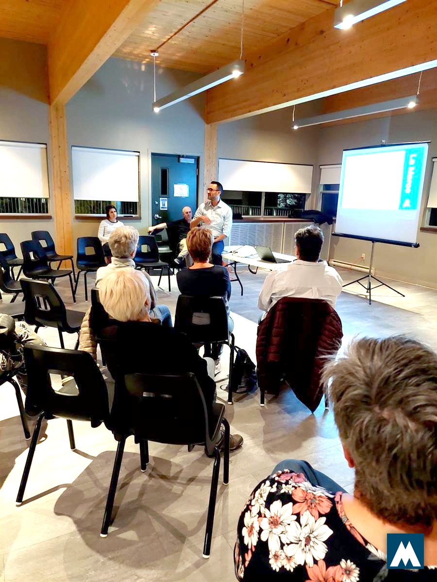 Formation en salle communautaire au Lac-Saint-Jean